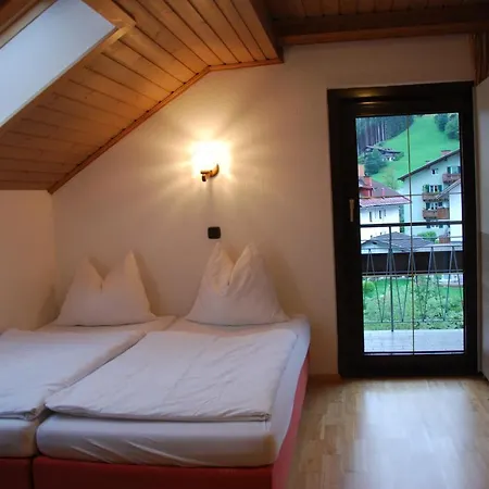 Apartmán Gastehaus Resinger